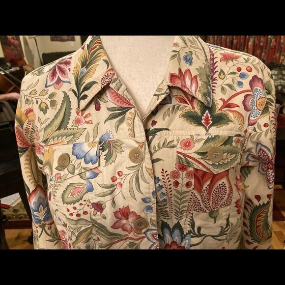 Alexis & Avery Floral Button Down Jacket - Picture 8 of 8
